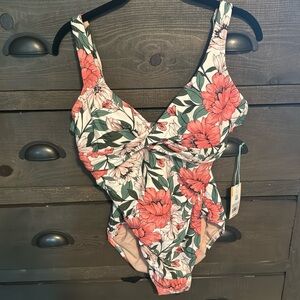 Kona Soul SIZE L NWT One Piece